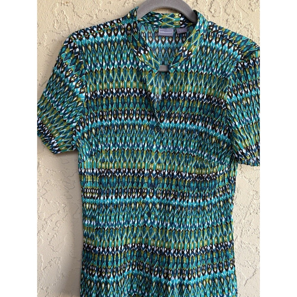 LAURA SCOTT Blue Green Geometric Size XL Short Sleeve Textured Button Up Blouse